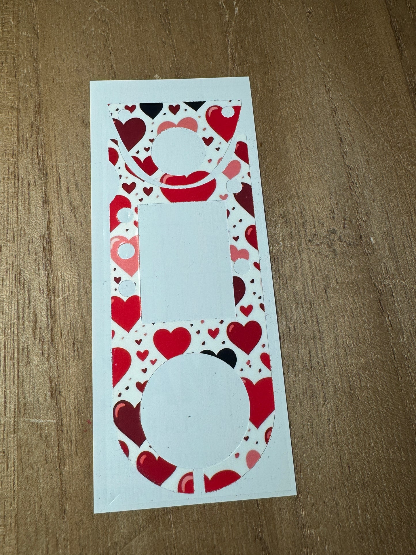 #8 Pink & Red Hearts on White Vocera Skin