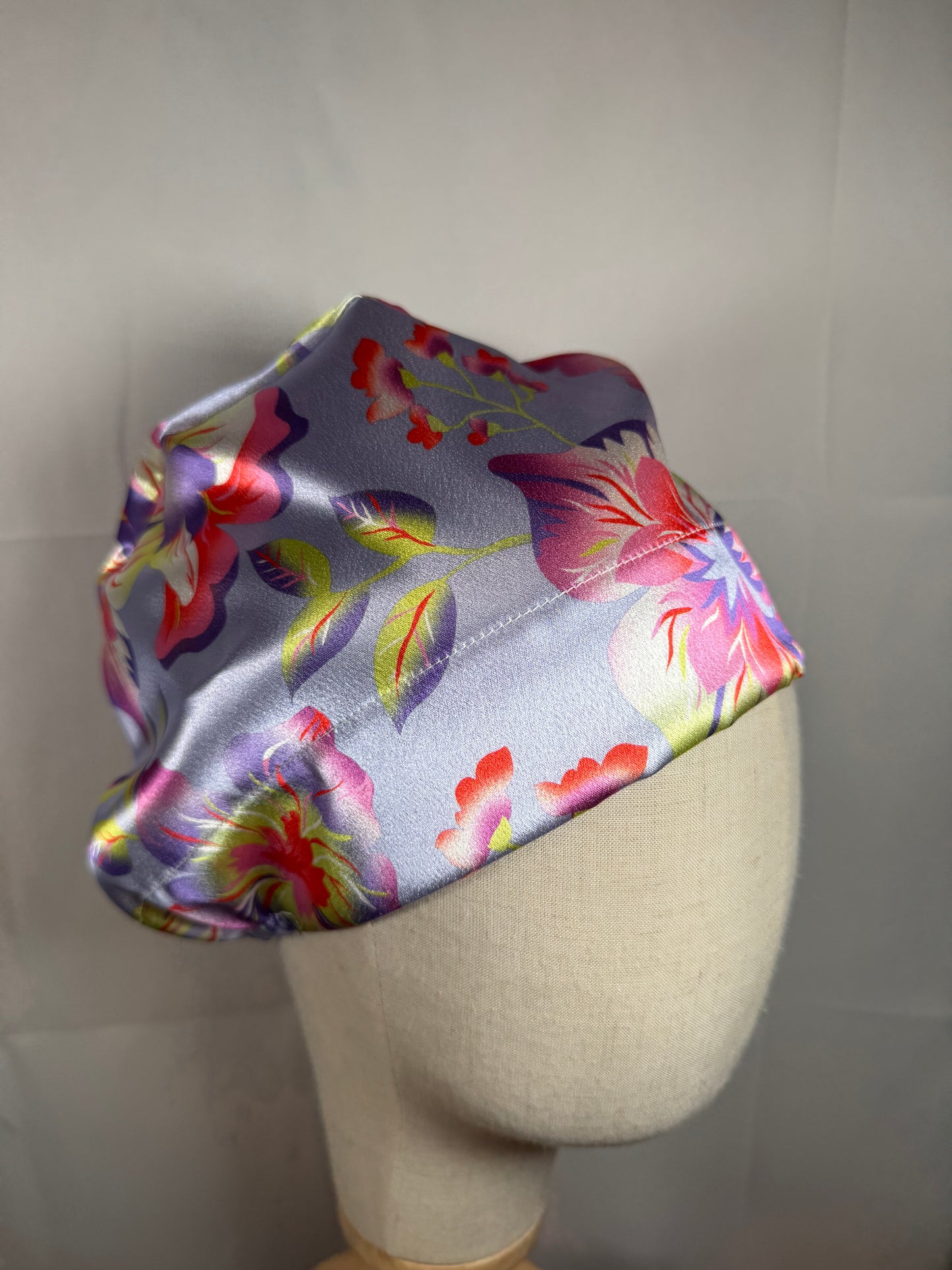 Light Purple Floral Textured Satin Charmeuse Scrub Cap - European Style